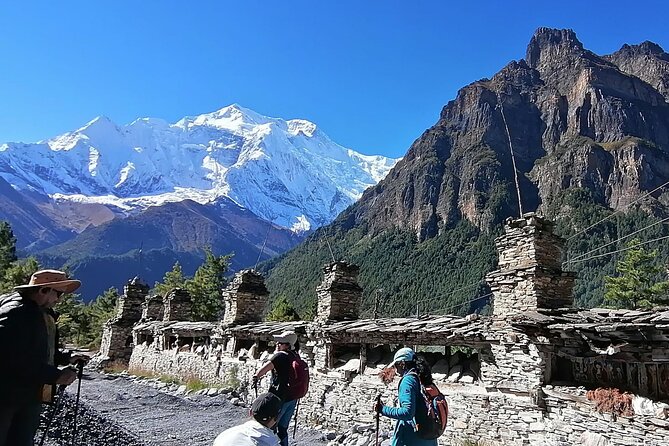 10 Days Annapurna Circuit Trek - A 10-day circuit that balances effort with breathing room