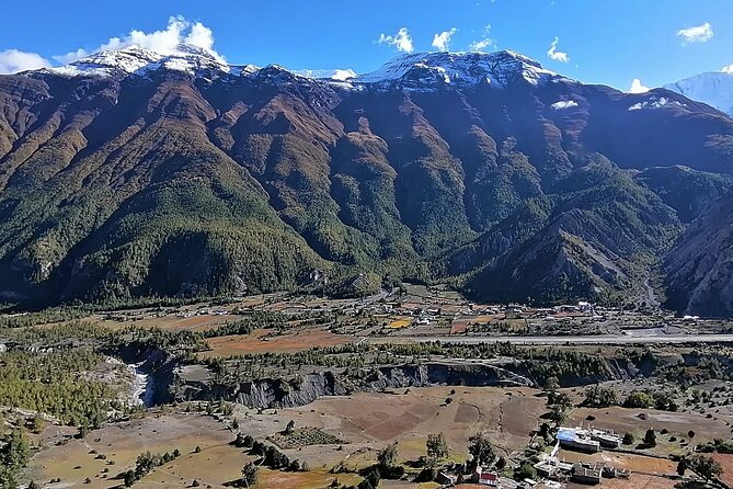 10 Days Annapurna Circuit Trek - Day 10: fly Jomsom to Pokhara, then Fewa Lake time