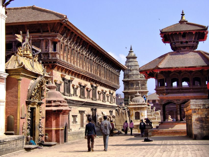 10 Days Nepal Adventure Tour from Kathmandu - Trishuli River Rafting and the Ride to Chitwan