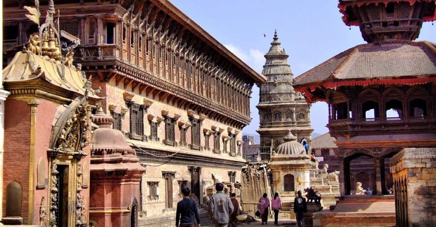 10 Days Nepal Adventure Tour from Kathmandu - Chitwan National Park Jungle Day, Canoes, Birds, and Elephant Bathing