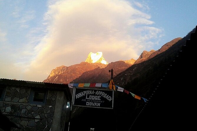 12 days A Perfect hiking tour to Annapurna Base Camp via Ghorepani and Poon Hill - Day 5 into Chhomorung and Day 6 toward Dovan: descending, then building again