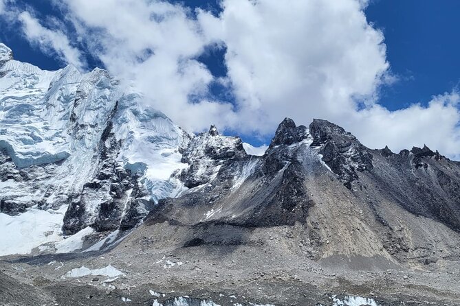14-Day Everest Base Camp Trek - Tengboche monastery and the Ama Dablam frame