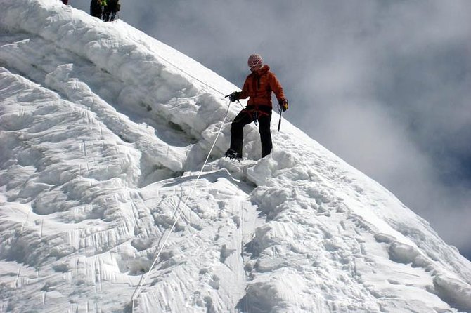16 Days Island Peak Climbing With Everest Base Camp Private Trip - Key things that make this trip worth your time