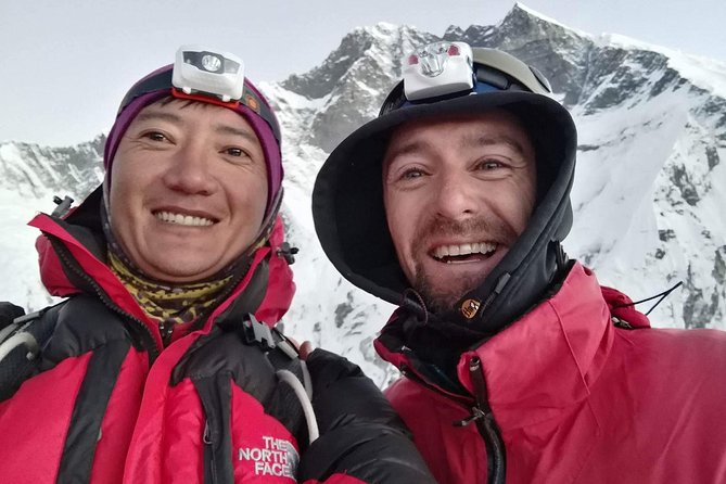 16 Days Island Peak Climbing With Everest Base Camp Private Trip - Island Peak and Everest Base Camp, why this pairing works