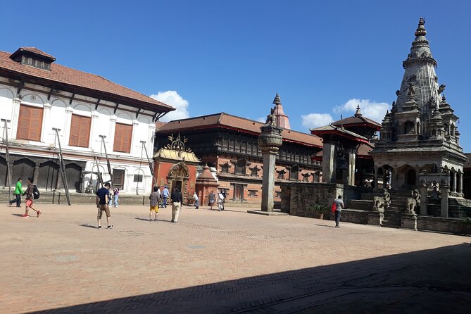 3 days in Kathmandu - Patan Durbar Square: courtyards, bronze, and a stone Krishna temple