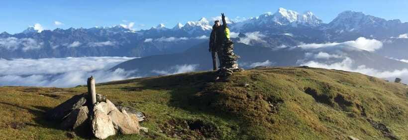 4 Days Pikey Peak Trek : The Best View of Mt Everest - Teahouses and food: basic lodges, practical choices, and hot showers that cost extra