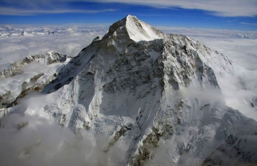 45-Minute Mount Everest Flight Tour from Kathmandu - The Jetstream 41 cabin: comfort you can feel, not just a detail