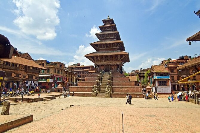 5 Nights 6 Days Kathmandu and Chitwan Safari Tour Package of Nepal - Kathmandu Valley Day: Pashupatinath, Boudhanath, and Swayambhu