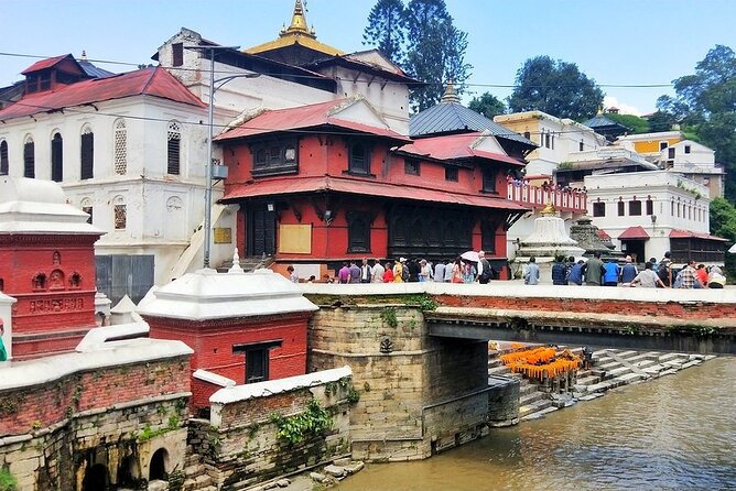 8 Days Tour in Nepal (3 Star Accommodation) - Day 2 in the Kathmandu Valley, Patan, Swayambhunath, and Boudhanath