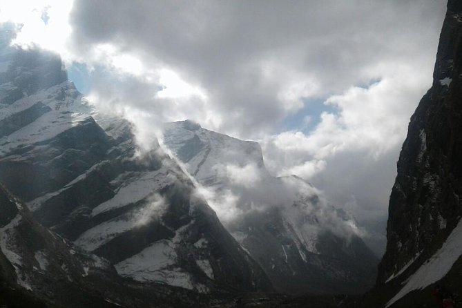 Annapurna base camp -9 days - Sunrise Descent to Bamboo Hut, Then Toward Jhinu