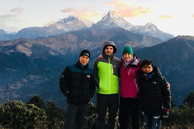 Annapurna base camp trek 5 Days - Day 3: Sinuwa hilltop lodge, tea, and that sunrise gamble