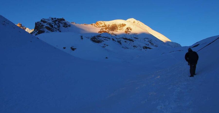 Annapurna Circuit Trekking 13 Days - A trek that mixes big passes with everyday Nepal