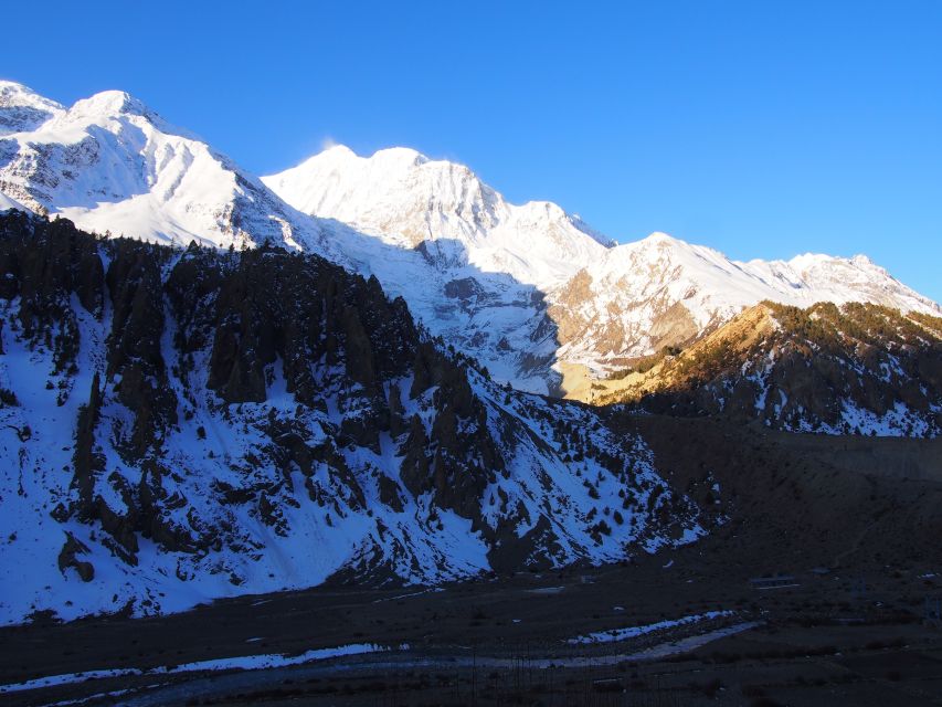 Annapurna Circuit Trekking 13 Days - Guides and group style: getting value from the people