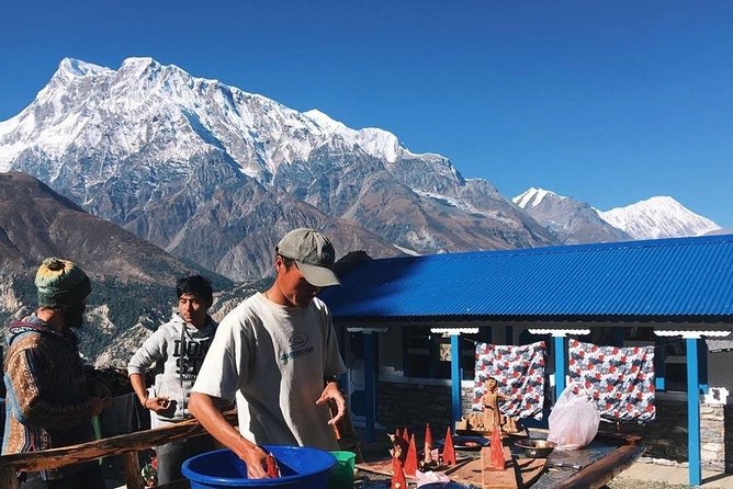 Annapurna Circuit with Tilicho Lake - Days 7 to 9: Upper Pisang, Barge Monastery, and acclimatization in Manang