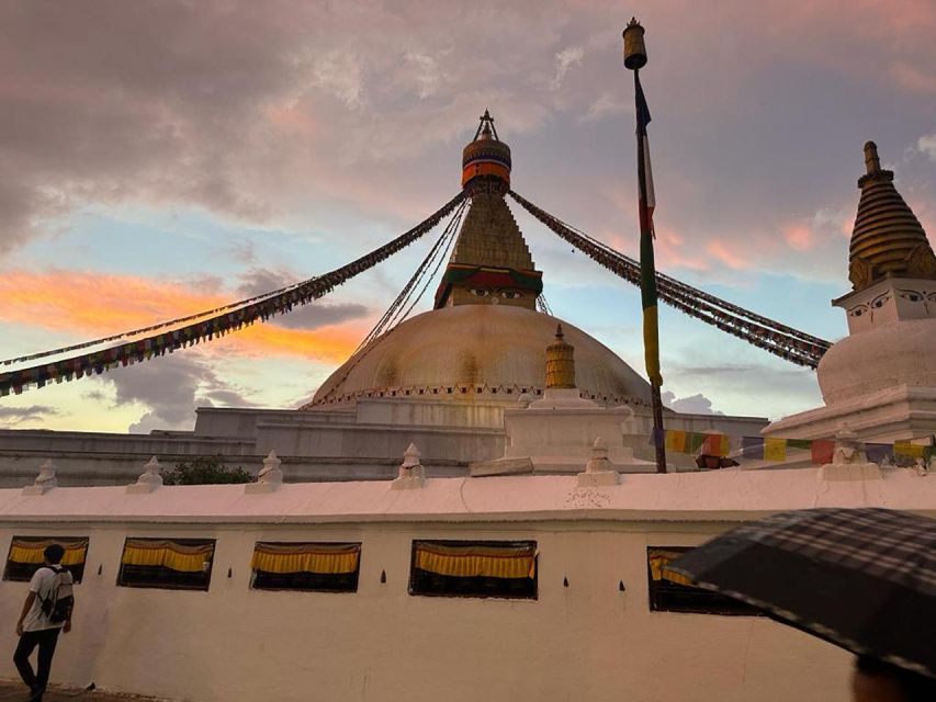 Bhaktapur Durbar Square and Boudhanath Stupa - Kathmandu pickup and the private-car pace for a 5-hour plan