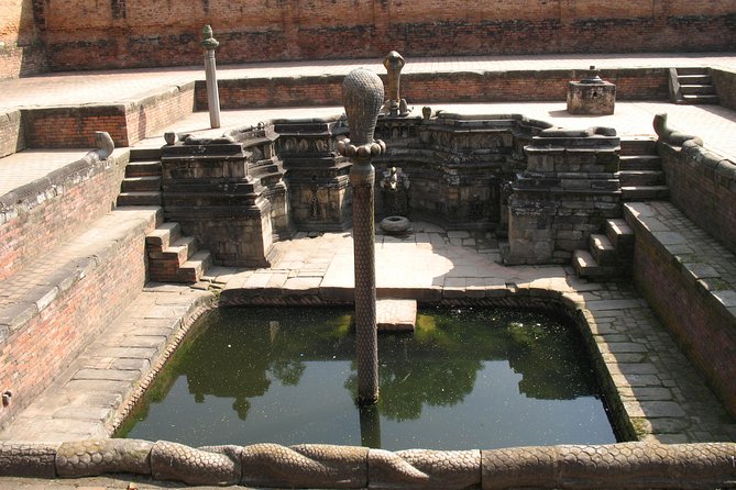 Bhaktapur Old City and Durbar Square Half-Day Tour - Bhairavnath Temple beside Nyatapola: finishing the shrine circuit