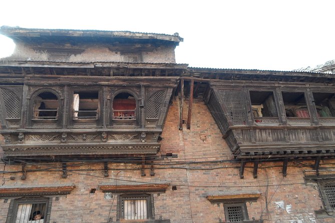 Bhaktapur & Patan Durbar Square Day Tours - Why the guide matters, especially with Rajendra Manandhar