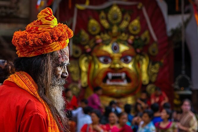 Discover Kathmandu Valley: A Day Tour Through Time and Tradition - Stop 2: Kathmandu Durbar Square, UNESCO power symbols, Hanuman Dhoka, and Kumari