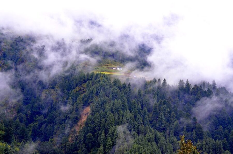 Everest Base Camp: 3 Hour Helicopter Sightseeing Tour - The Flight Plan Starts East: Kathmandu to Lukla for Fuel