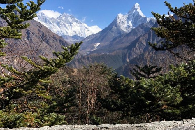 Everest Base Camp Helicopter Tour landing at Everest View Hotel - Over Everest Base Camp and Kalapathar, how the views are staged
