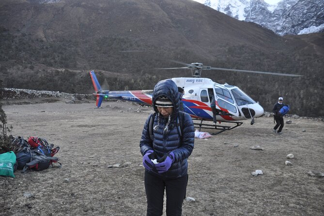Everest Base Camp Helicopter Tour landing at Hotel Everest View - Aircraft and weight limits you should take seriously