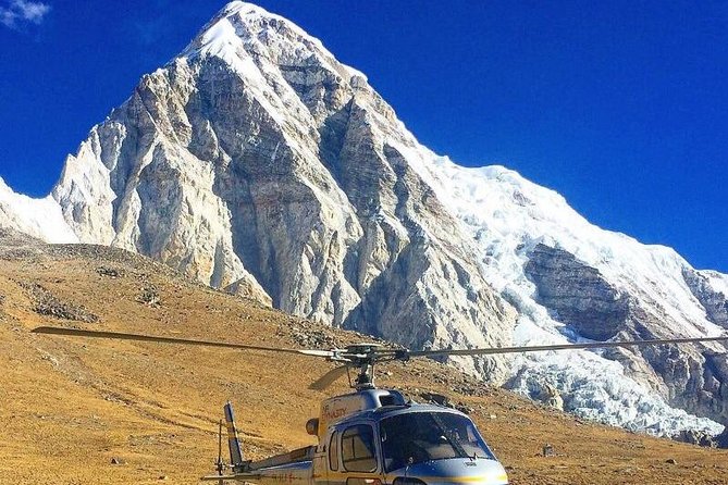Everest Base Camp Helicopter Tour Stop at Hotel Everest View. - The Kathmandu-to-Everest flight: how the route is staged for views