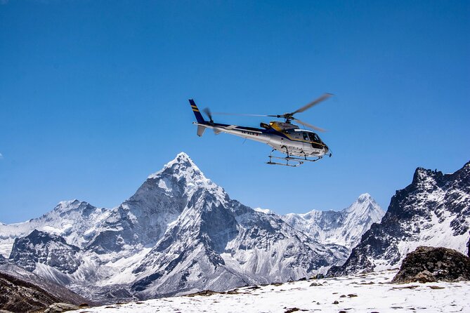 Everest Base Camp Helicopter Tour with Stop at Everest View Hotel - What to Pack for a Short, Cold High-Altitude Moment