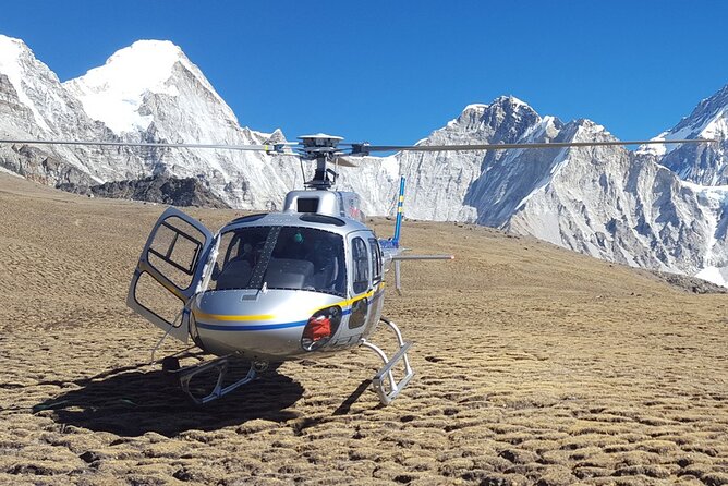 Everest Base Camp Landing by Helicopter at kalapathar View Point - Key highlights at a glance