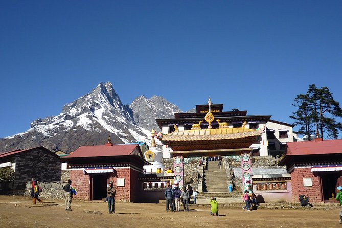 Everest Base Camp trek - 16 days - Kathmandu start: Thamel pick-up and three hotel nights
