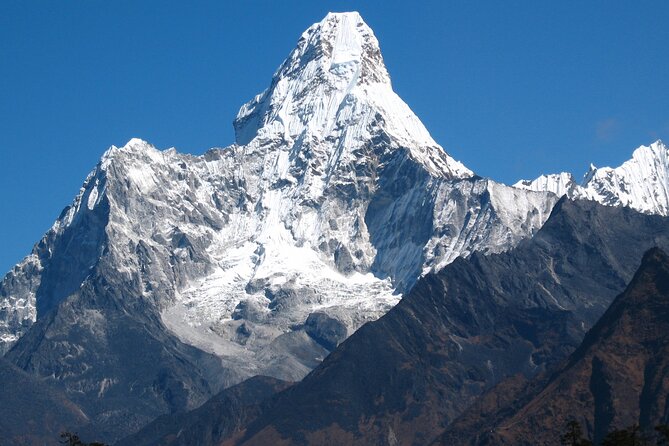 Everest base camp trek & Heli return - Getting to Lukla at 5:15 am, and why it sets the tone