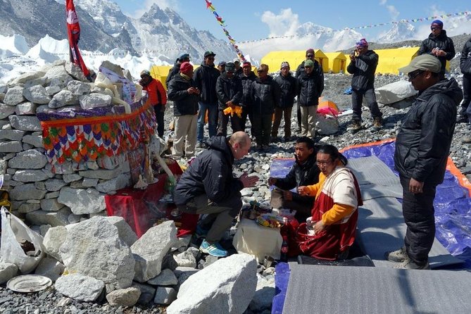 Everest Base Camp Trek Via Salleri - Guide Support and Lodging: Where This Trek Seems to Score Consistently