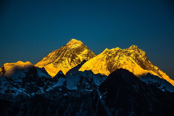 Everest Base Camp Trekking-14 nights/15 Days - Service Level You Can Actually Feel: Escort, Guide, Porter, and Baggage