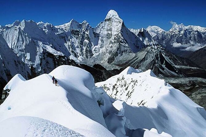 Everest Base Camp with Island Peak - Meals, altitude comfort, and how to keep energy up