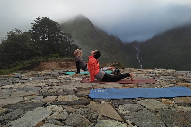 Everest Base Camp Yoga Trek - 15 Days - Dughla, Chukpo Lari Memorials, and the Road to Gorakshep