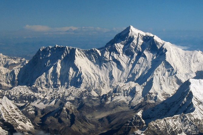 Everest Helicopter Tour- Day Tour - The return: refueling in Lukla and flying back to Kathmandu
