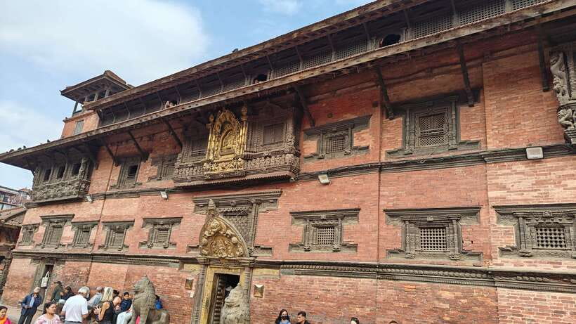 From Kathmandu: 3 Major Durbar Square Guided Tour - Why three Durbar Squares work best with a guide