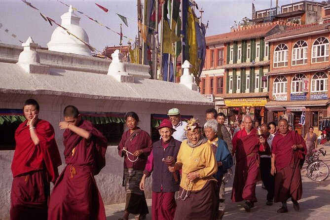 Full Day Kathmandu City Tour: Highlights of the Kathmandu Valley - Boudhanath Stupa: Tibetan Buddhism and Prayer-Wheel Rhythm
