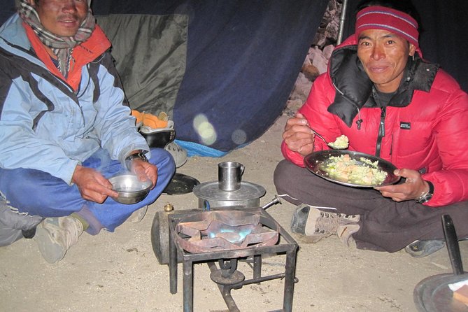 Island Peak Climbing ( 6,189M ) - Getting started: Kathmandu to the trekking rhythm, with clear daily timing
