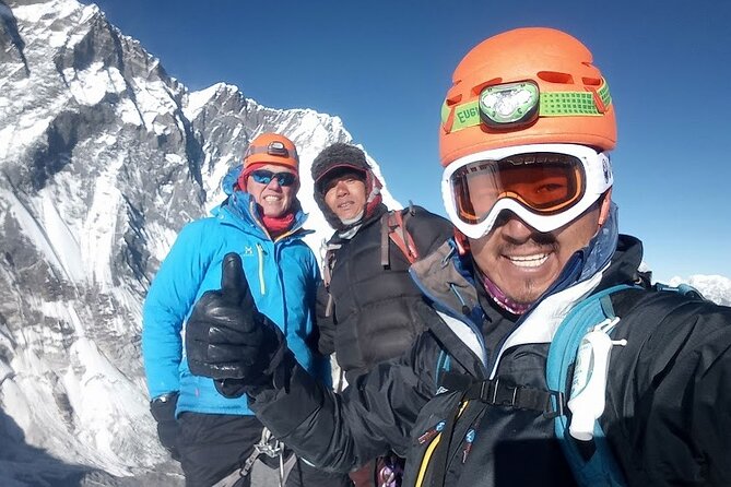 Island Peak Climbing with Everest Base Camp - The Kathmandu start: how day one sets your mood