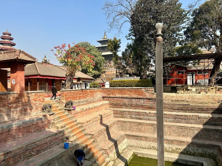 Kathmandu: 7 UNESCO-Listed city sites group day trip - Bhaktapur Durbar Square near twilight: medieval streets with time to breathe