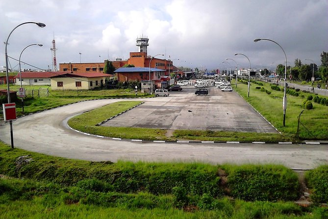 Kathmandu Airport Departure Transfer – Easy, Safe & Hassle-Free - Inside the A/C Car: Comfort, Luggage, and a Cleaner Start