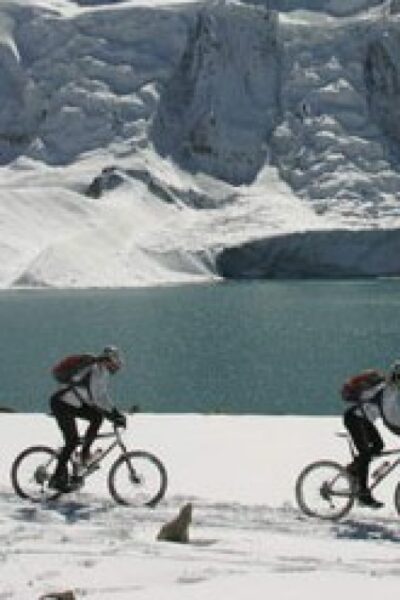 Kathmandu and Surrounding Full-Day Mountain Biking Tour