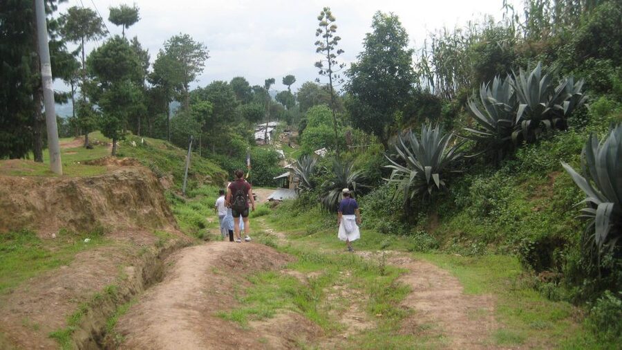 Kathmandu: Chisapani Nagarkot 3-Days 2-Nights Trek - Day 1: Sundarijal to Chisapani, Shivapuri Park Stairs and First Himalayan Glimpses