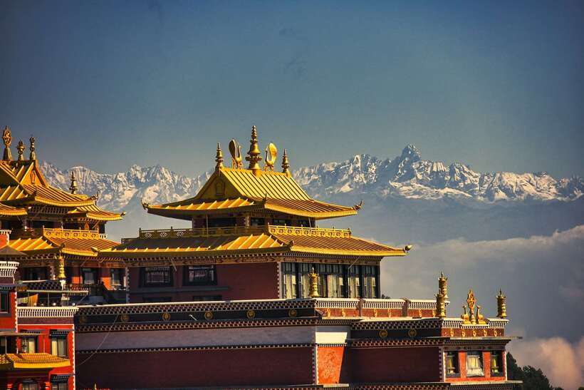Kathmandu: Dhulikhel to NamoBuddha Day Hike with Lunch - Arriving at Thrangu Tashi Yangtse Monastery, guided tour, and the Namobuddha story