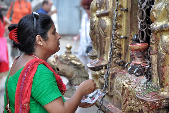 Kathmandu Guided Tour - Boudhanath Stupa: the largest spiritual hub in the region