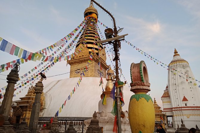 Kathmandu introductory tour, a typical day trip in Kathmandu - Stop 4: Pashupatinath and death rituals you can watch from the river