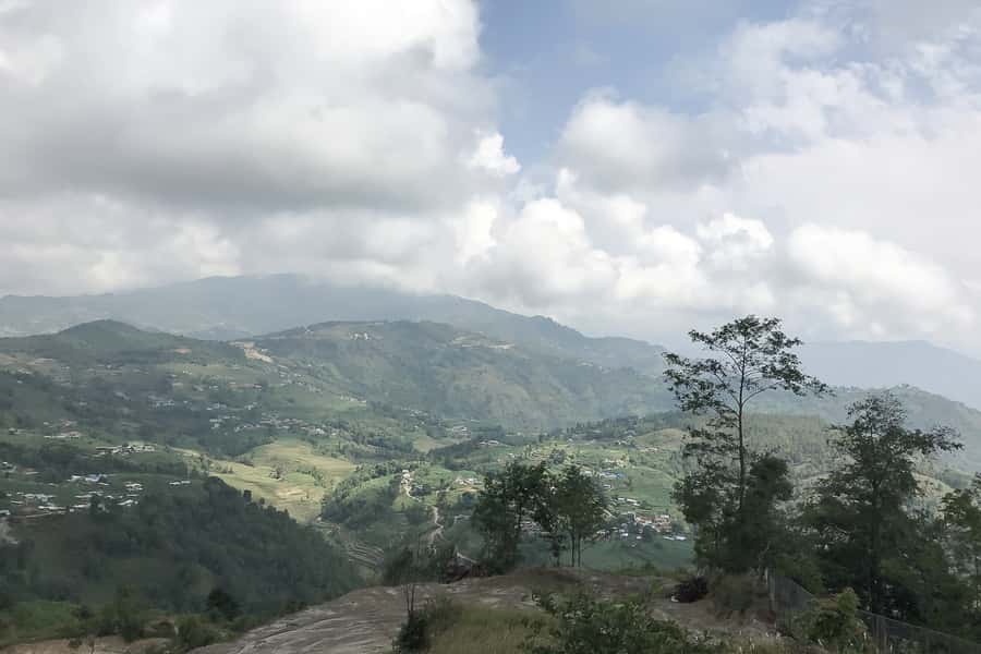 Kathmandu: Nagarkot Sunrise and Hike Tour to Changu Narayan - Guide and driver: how the day stays smooth on winding roads