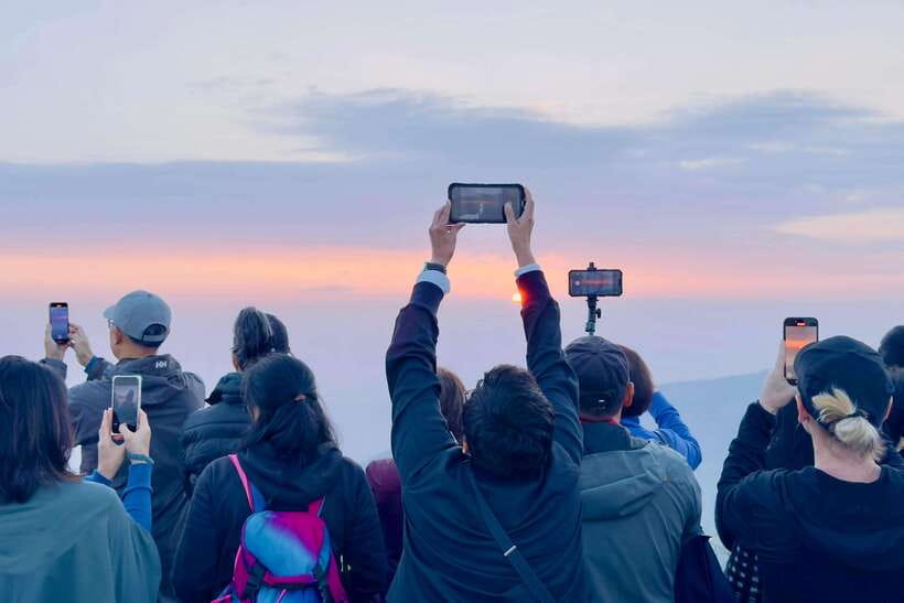 Kathmandu: Nagarkot Sunrise & Hike with Lunch -Private/Group - Key reasons this Nagarkot sunrise hike works well