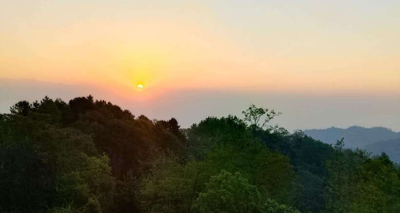 Kathmandu: Nagarkot Sunrise & Hike with Lunch -Private/Group - Nagarkot Sunrise Viewpoint: what you are really paying for