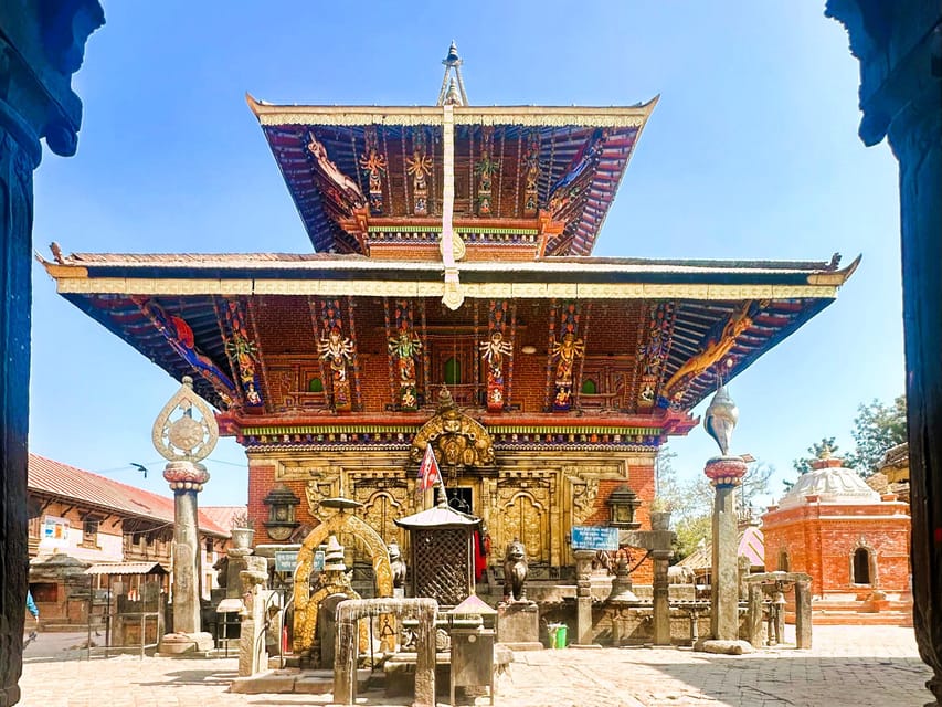 Kathmandu: Nagarkot Sunrise & Hiking to Changunarayan - Sunrise at Nagarkot, the best seat in the valley